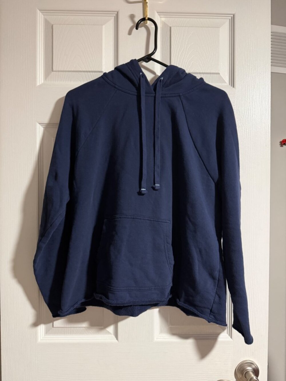 Tommy Bahama Navy Blue Cropped Cotton Hoodie (L/G) | Excellent Condition